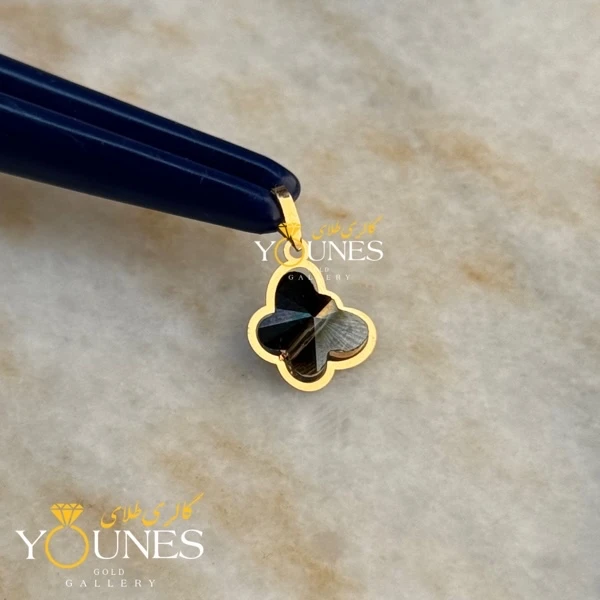 آویز طلا سواروسکی پروانه ای سیاه دودی